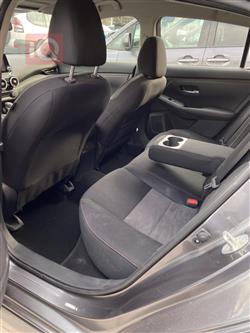 نيسان سنترا